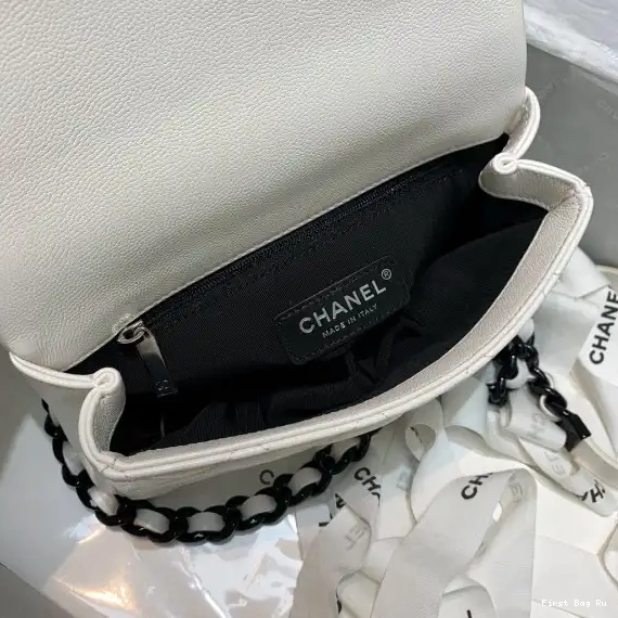 First Bag Ru BAG FLAP CHANEL SMALL 0706